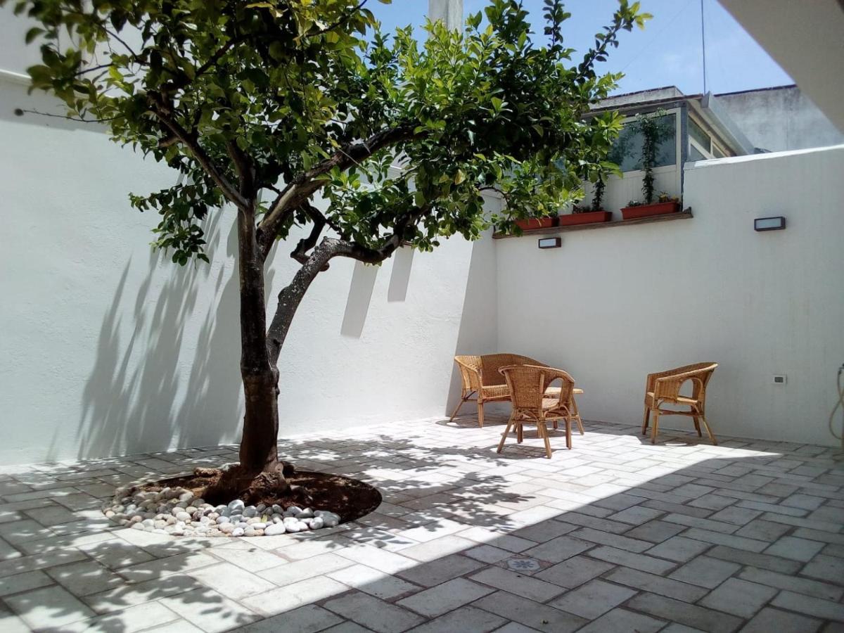 Cortile Calinea Castrignano del Capo Exterior foto